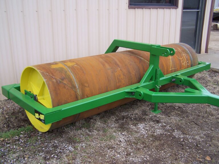GRAHL 10' ROLLER